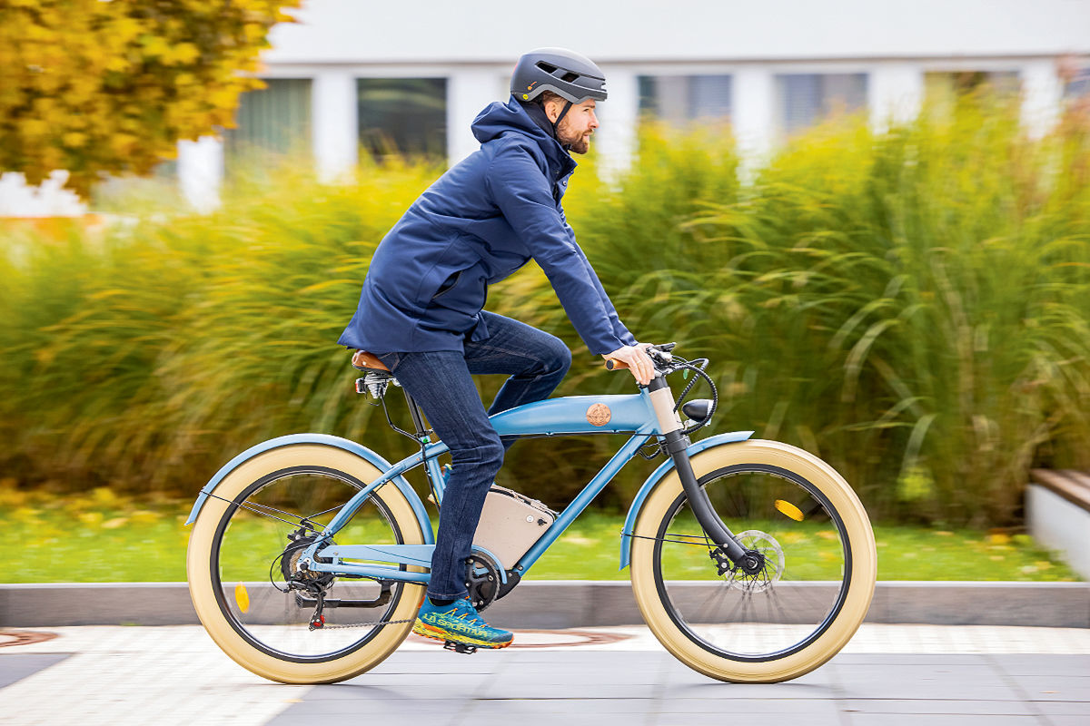 E-Bikes unter 2000 Euro im AUTO BILD-Test - AUTO BILD