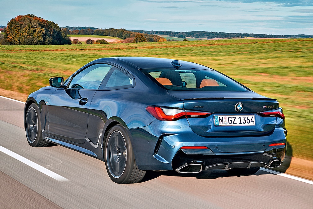 BMW M440i