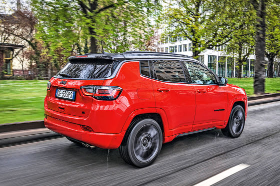 Jeep Compass 1.3l GSE T4 Jeep Compass 1.3l GSE T4