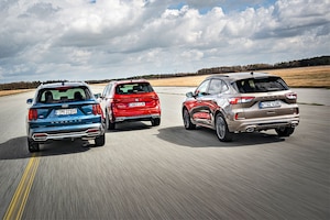 Kia Sorento 1.6 T-GDI Plug-in Hybrid AWD Platinum Seat Tarraco 1.4 e-Hybrid FR Ford Kuga 2.5 Duratec PHEV ST-Line