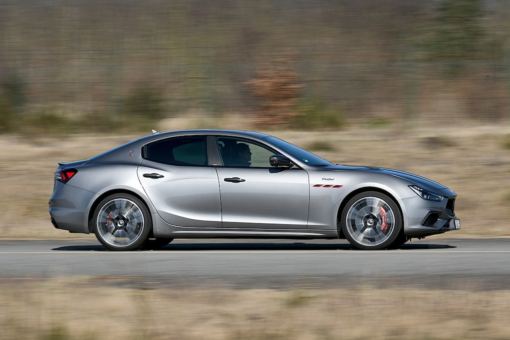 Maserati Ghibli Trofeo
