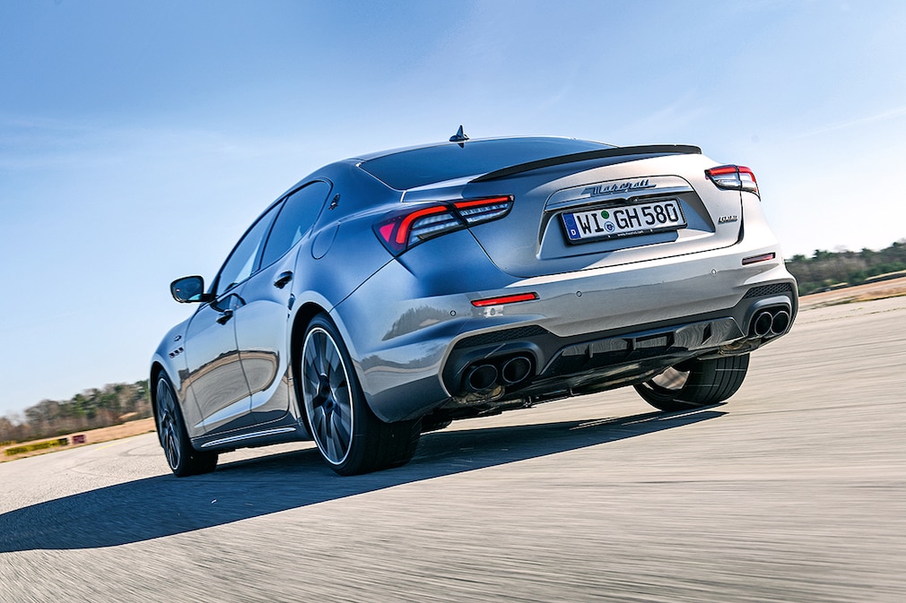 Maserati Ghibli Trofeo
