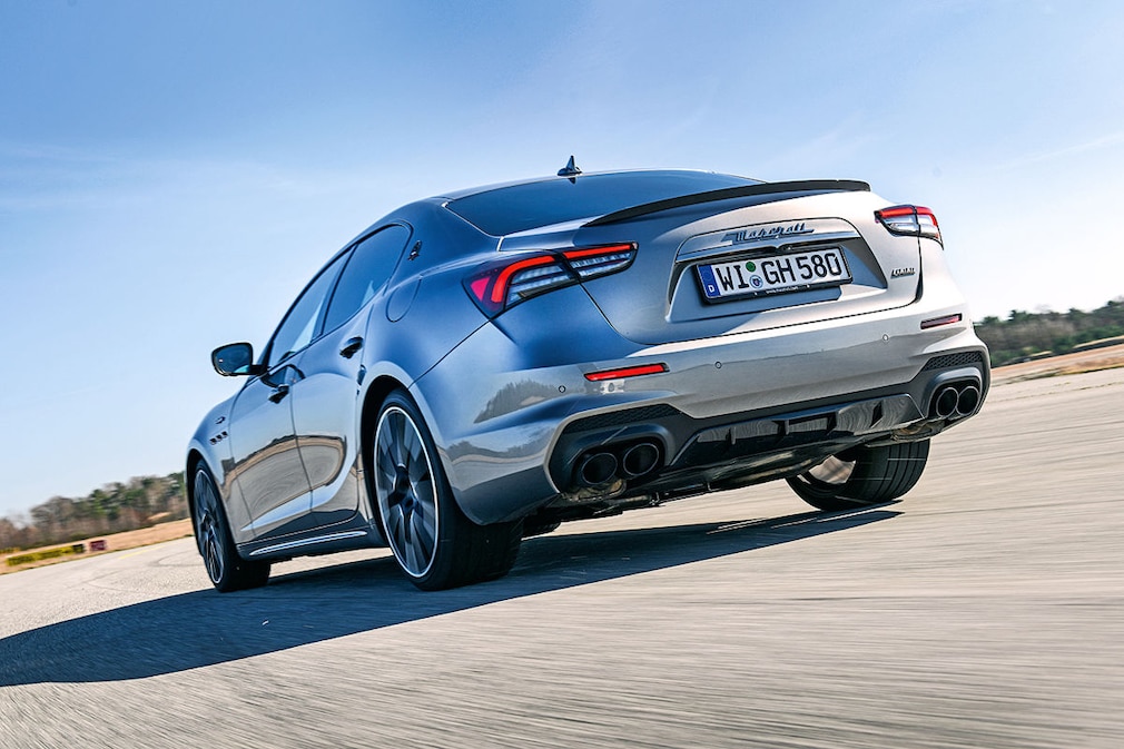 Maserati Ghibli Trofeo
