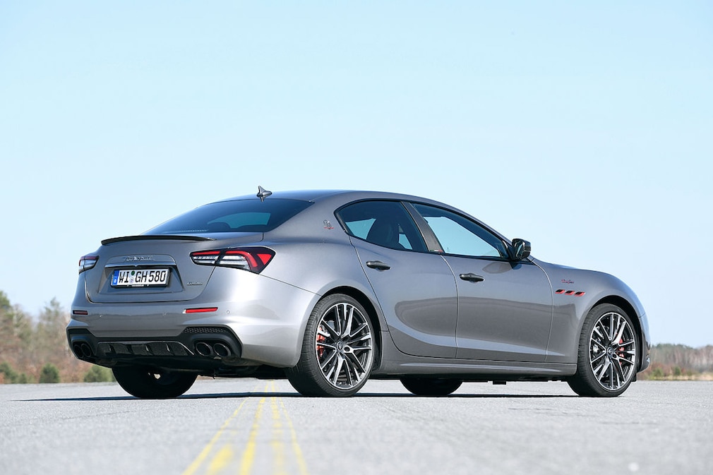 Maserati Ghibli Trofeo