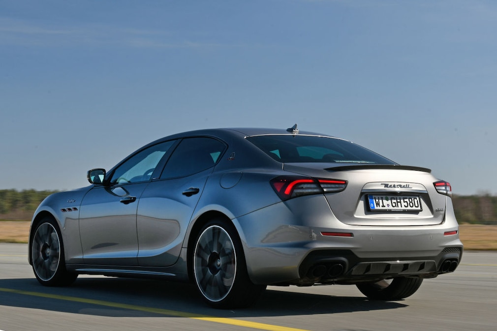 Maserati Ghibli Trofeo