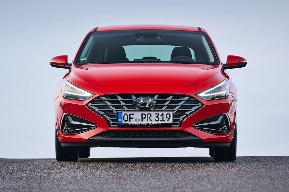 HYUNDAI i30 1.6 CRDi