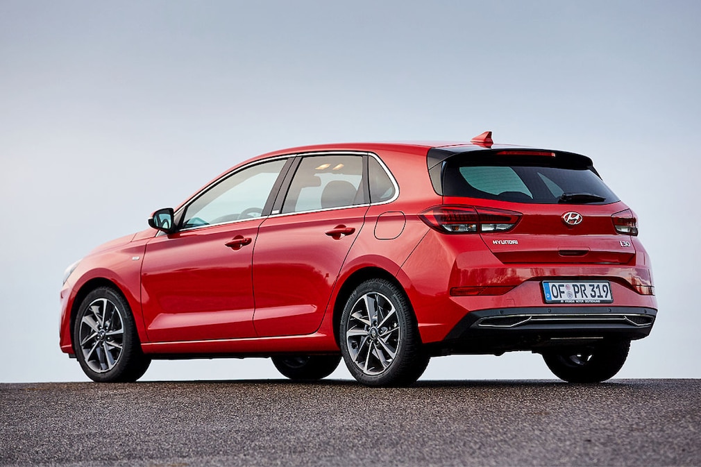 HYUNDAI i30 1.6 CRDi