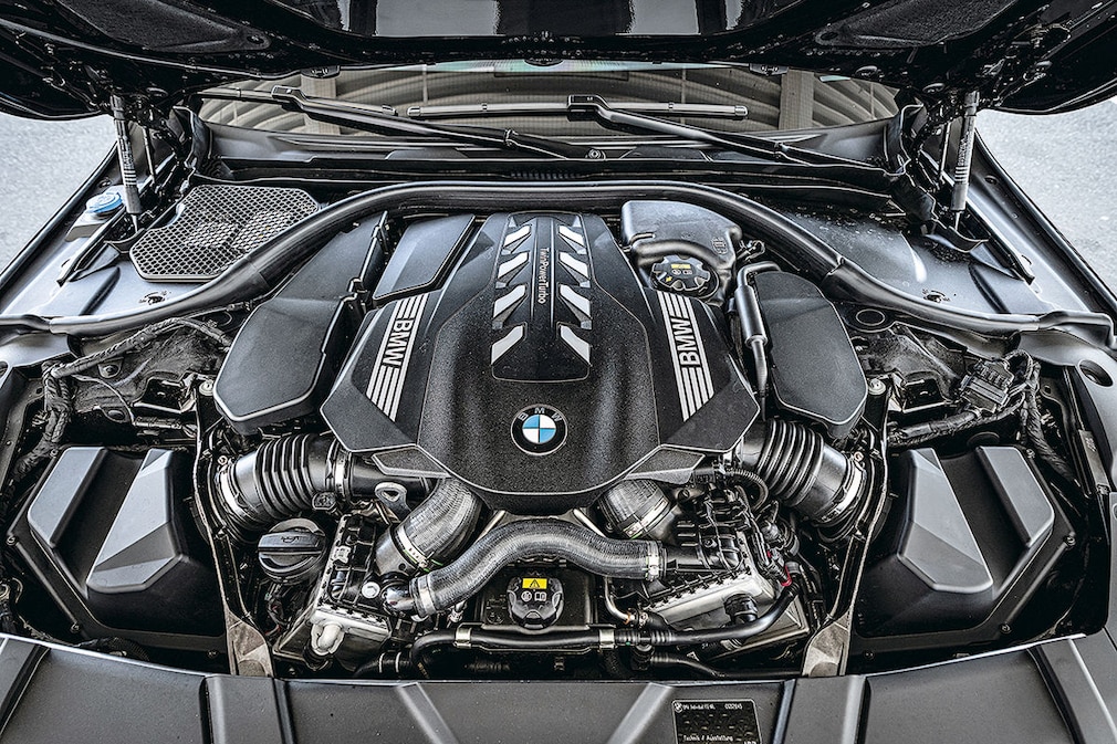 BMW 750i xDrive