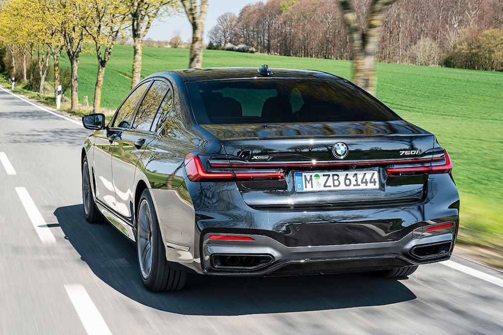 BMW 750i xDrive