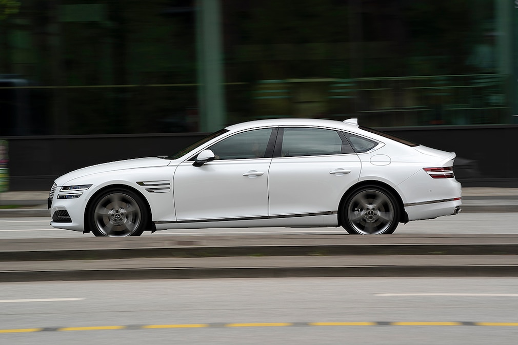 Genesis G80 2.5T AWD