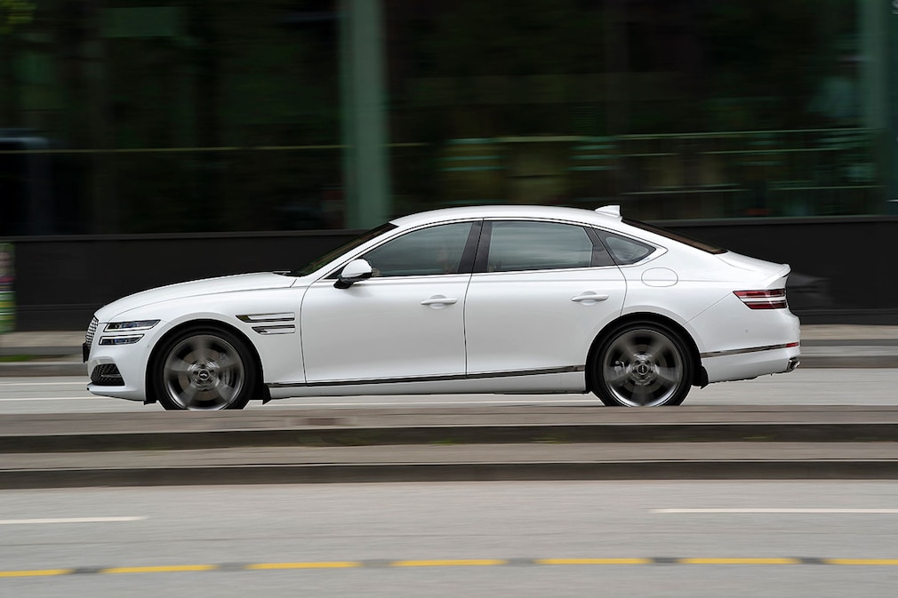 Genesis G80 2.5T AWD