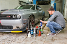 Im Test versagt besonders ein Felgenreiniger