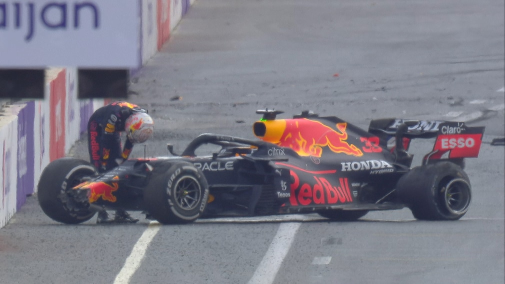 Formel 1 Aserbaidschan Gp Drama Um Verstappen Vettel Profitiert Auto Bild