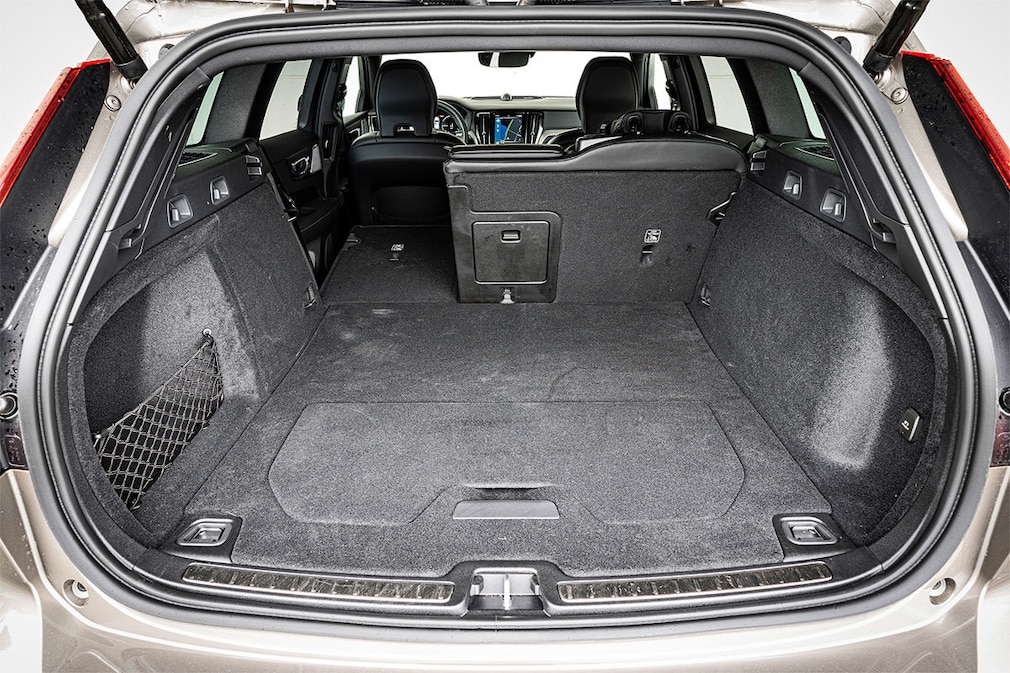 Volvo V60 T6 Recharge AWD