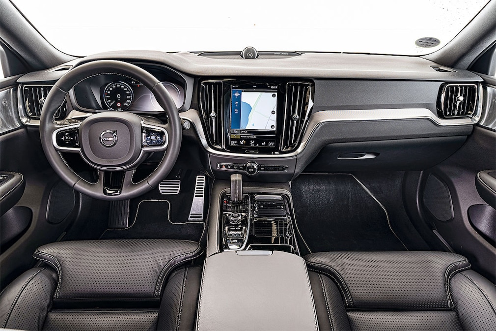 Volvo V60 T6 Recharge AWD