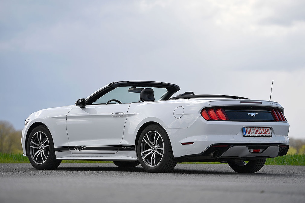 Ford Mustang Cabrio
