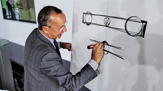 Chefdesigner bei VW    Vita Walter de Silva