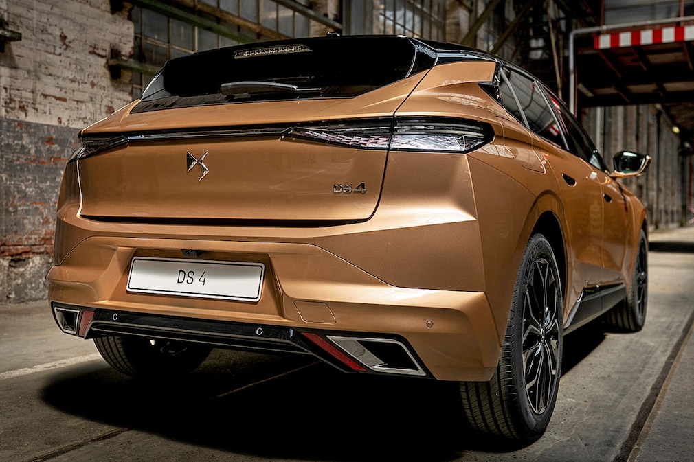 DS 4 