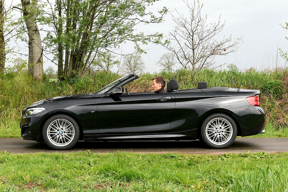 BMW 220i Cabrio