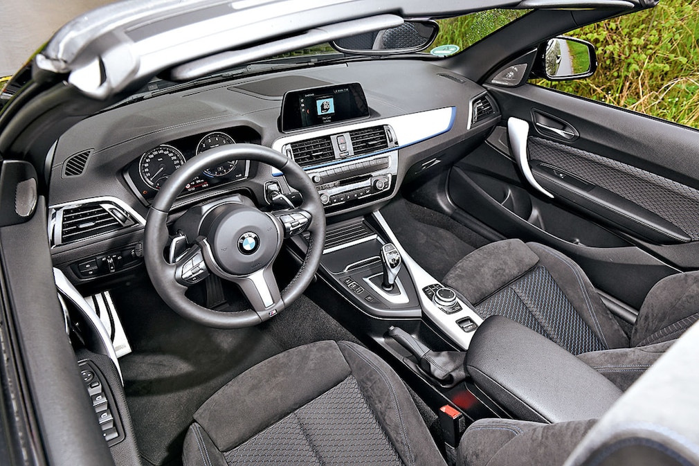 BMW 220i Cabrio
