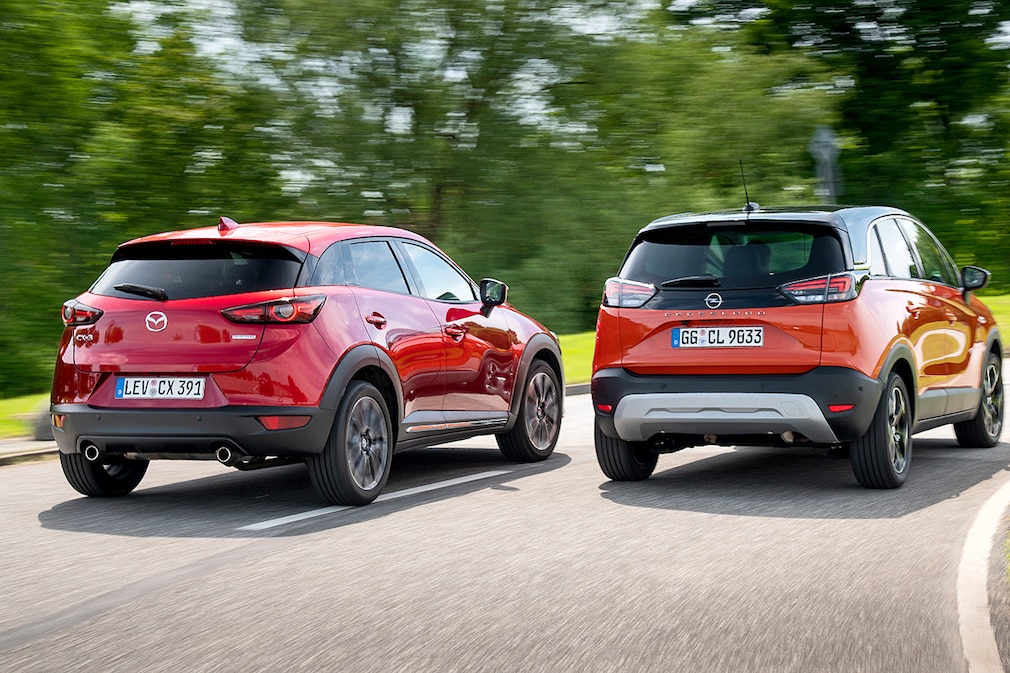 Mazda CX-3 Skyactiv-G 2.0    Opel Crossland 1.2 DI Turbo