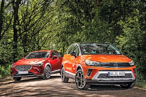 Mazda CX-3 Skyactiv-G 2.0    Opel Crossland 1.2 DI Turbo