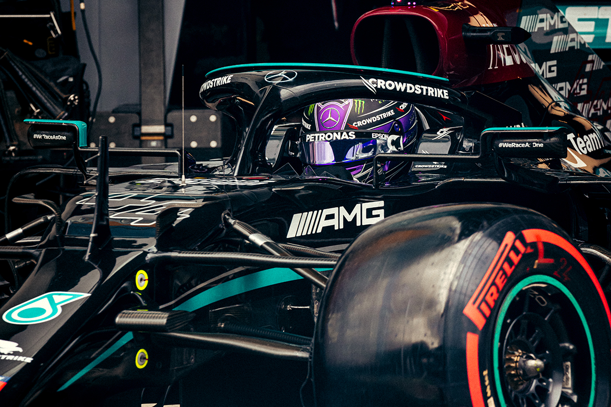 Formel 1 Mercedes meldet sich zurück