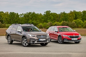 Subaru Outback 2.5i Skoda Octavia Scout 2.0 TSI 4x4