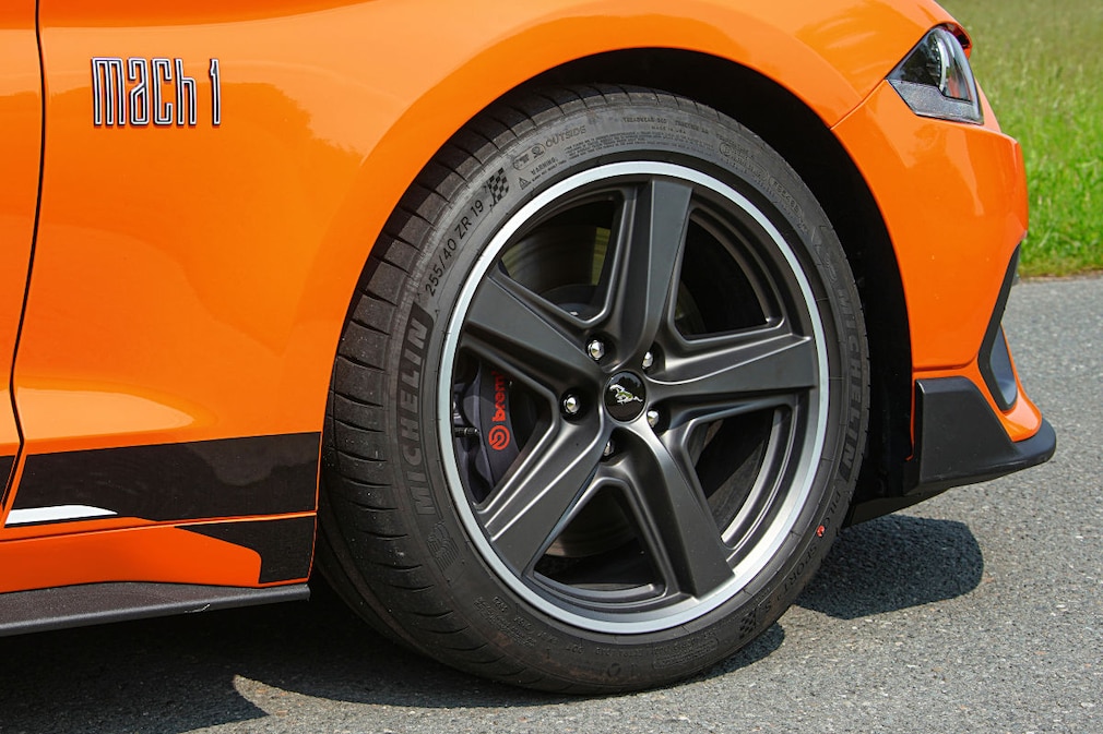 Ford Mustang Mach 1