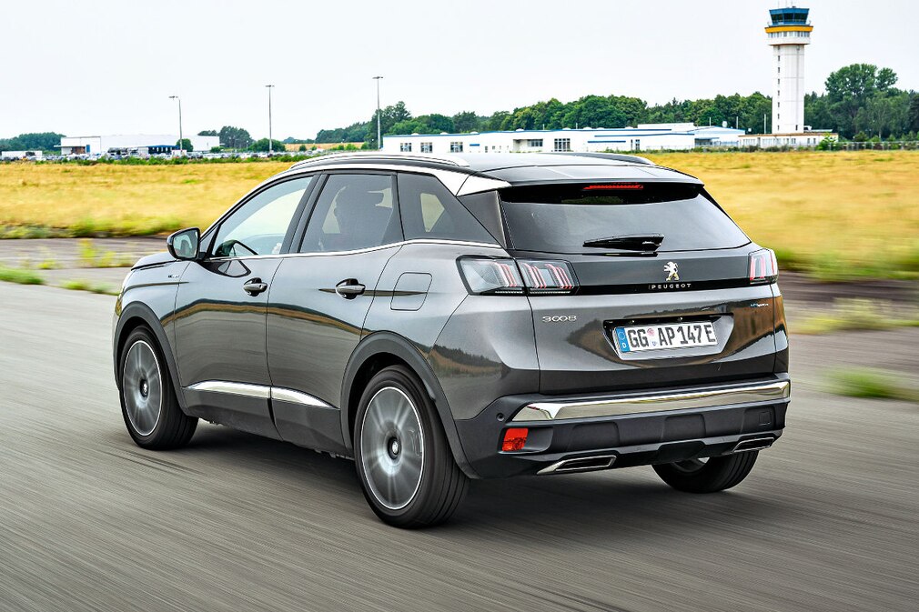Peugeot 3008 Hybrid4 300