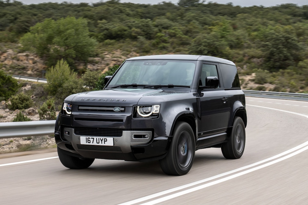Land Rover Defender V8