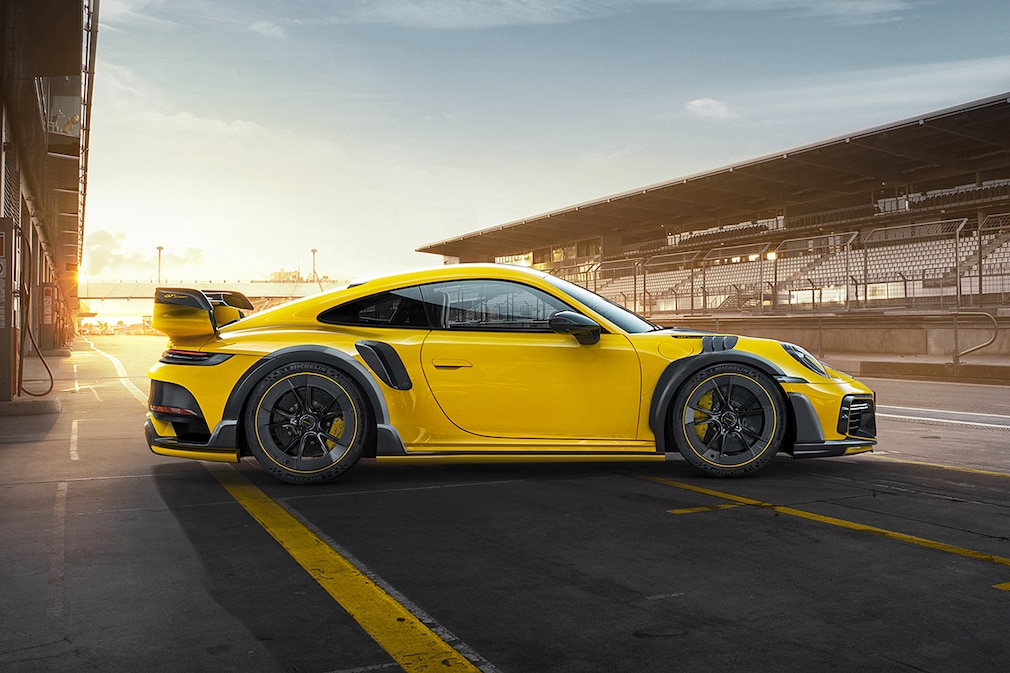 TECHART GTstreet R
