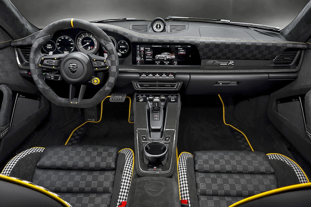TECHART GTstreet R
