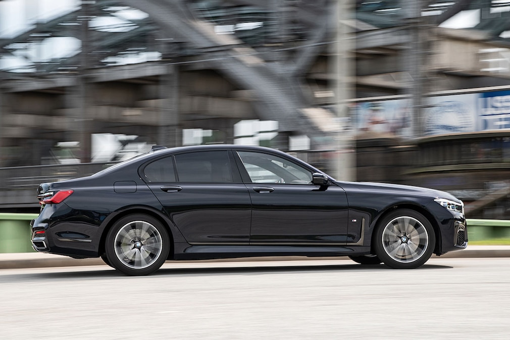 BMW 740d xDRIVE