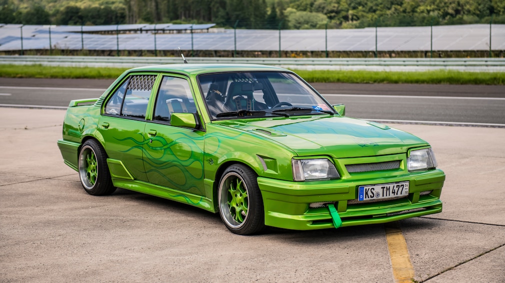 Opel Ascona C