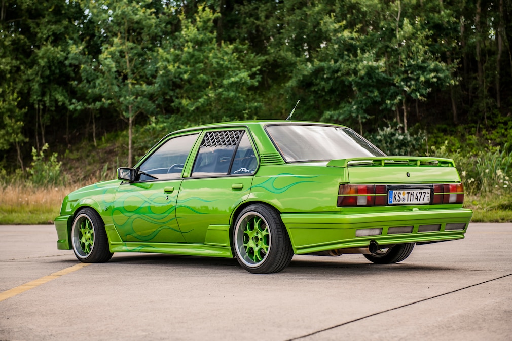 Opel Ascona C