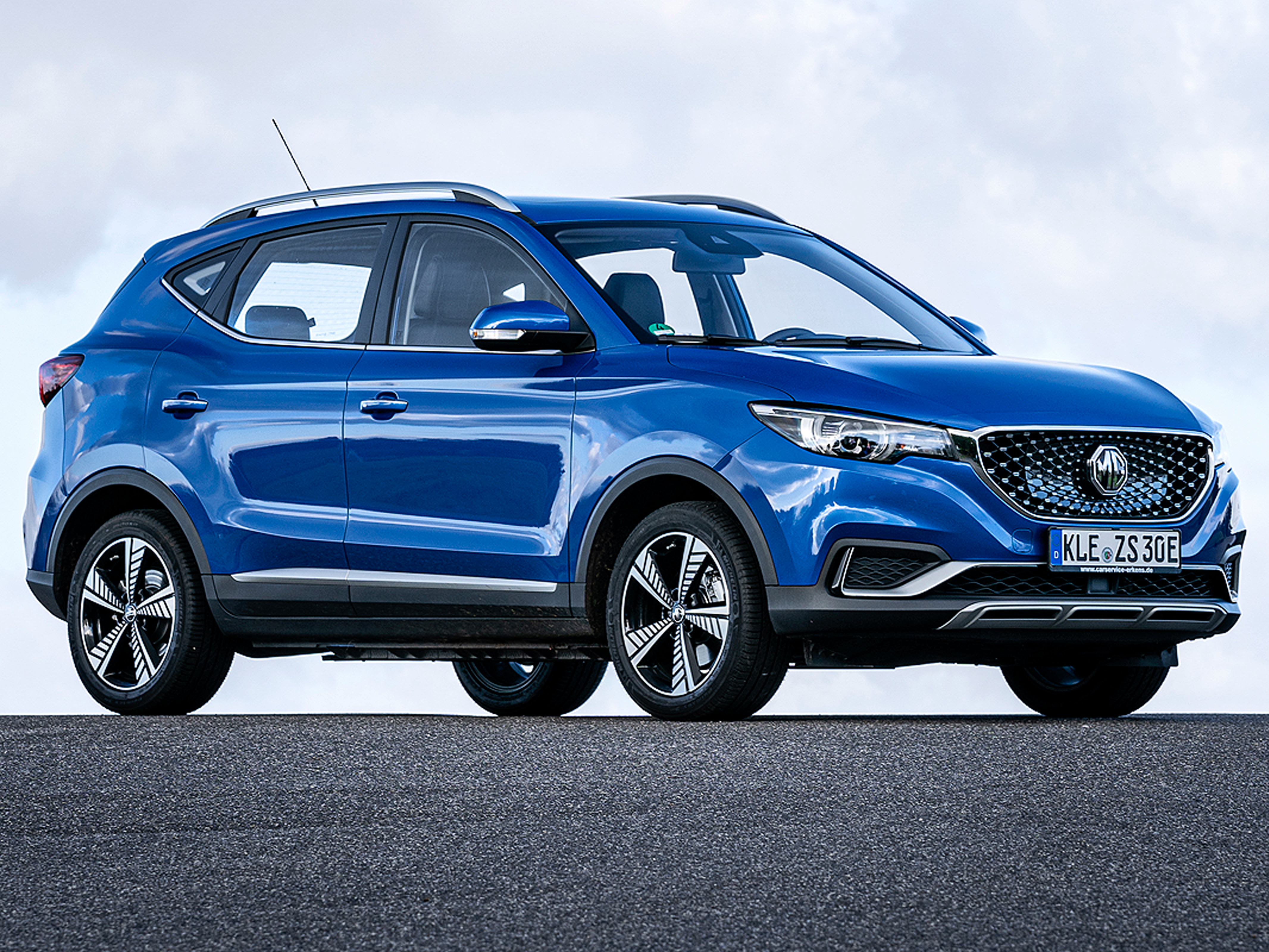 Mg zs ev online lease deals