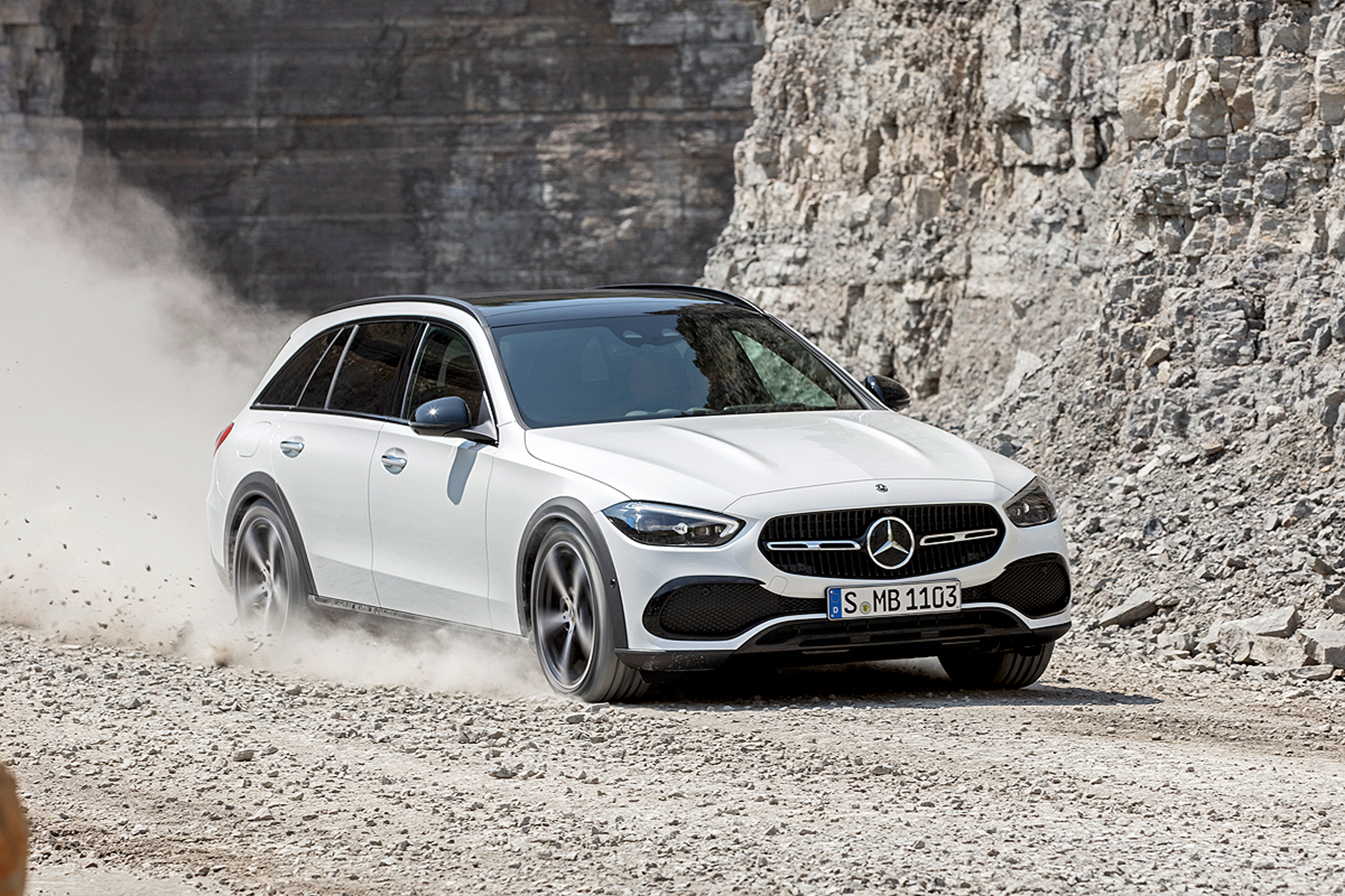 Mercedes C Klasse All Terrain 2021 Mit Offroad Licht Auto Bild