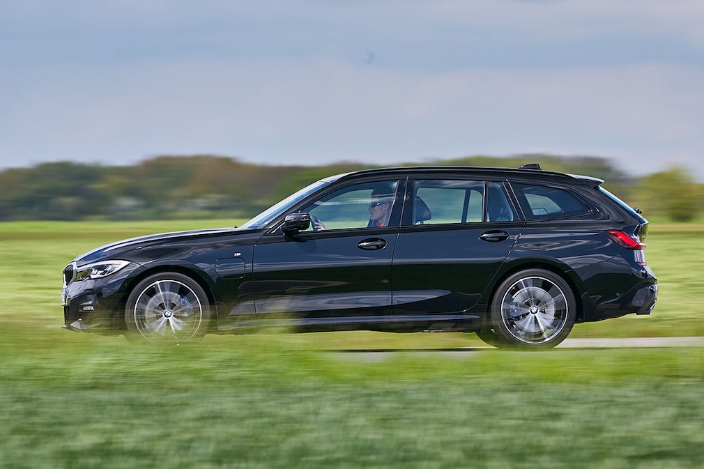 BMW 320e Touring