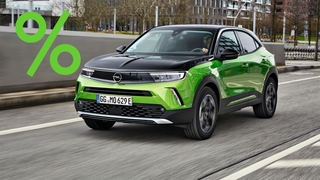 CarWow Opel Mokka-e