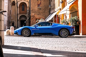 Maserati MC20