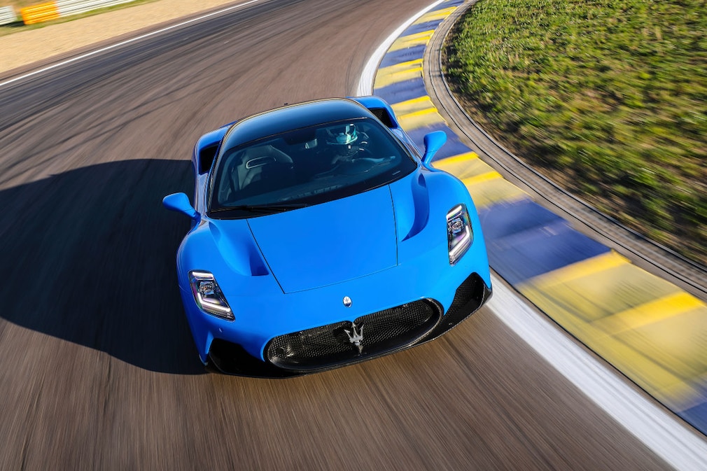 Maserati MC20