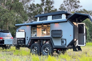 BRUDER EXPEDITION TRAILER