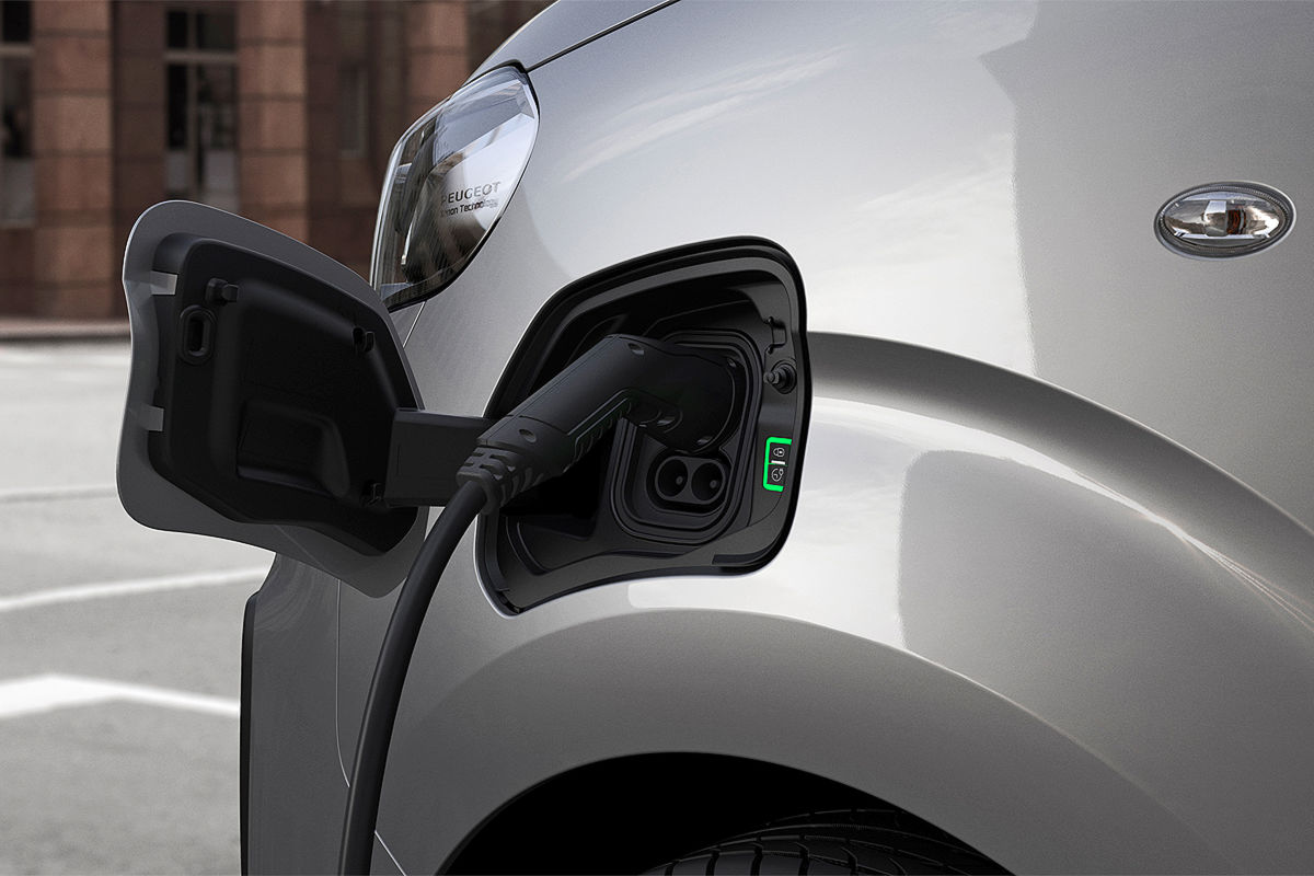 Peugeot e-Expert: Test, Elektro, Transporter, Preis, Reichweite