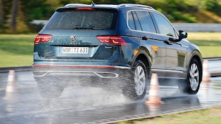 Ganzjahresreifen 215/65 R 17   Bremsen