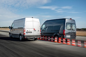 Opel Movano Cargo Mercedes Sprinter