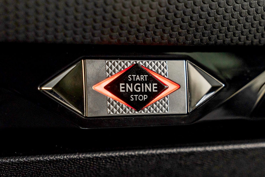 DS 4 E-Tense 225 Plug-in-Hybrid