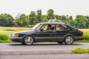 Saab 900S