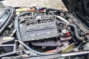 Saab 900S