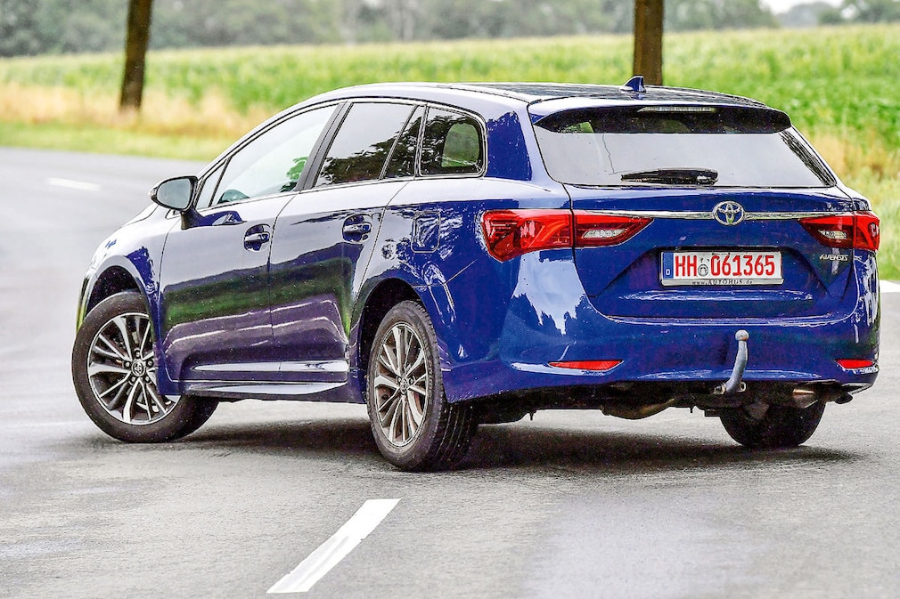 Toyota Avensis Touring Sports